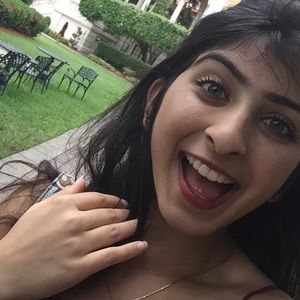 Meet your Posher, Bhoomi